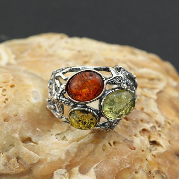 Sterling silver ring with natural Baltic amber, gemstone ring, genuine amber - Picture 10 of 16